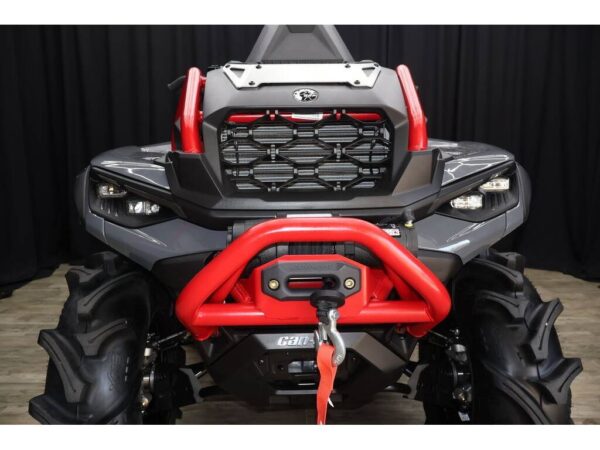 2025 Can-Am Outlander X mr 1000R Granite Grey & Legion Red - Image 12