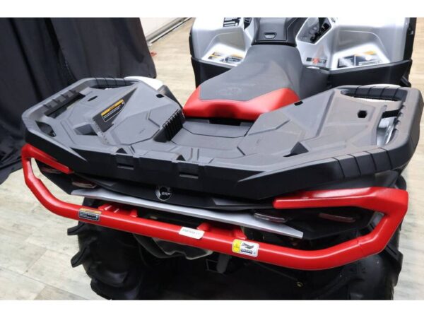 2025 Can-Am Outlander X mr 1000R Hyper Silver & Legion Red - Image 12